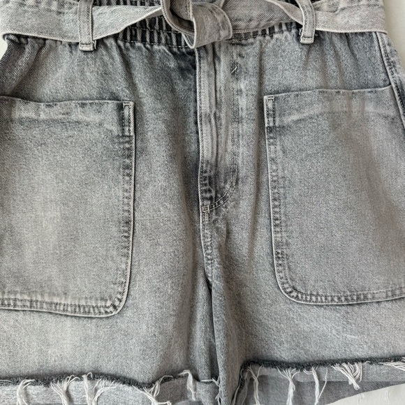 ZARA Paperbag High Waist Denim Shorts - Size 6 - Picture 7 of 14